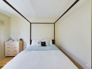 room 1 - click for photo gallery